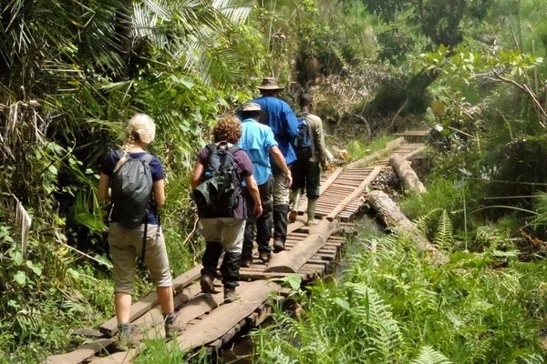 15 Days Uganda Budget Safari tour