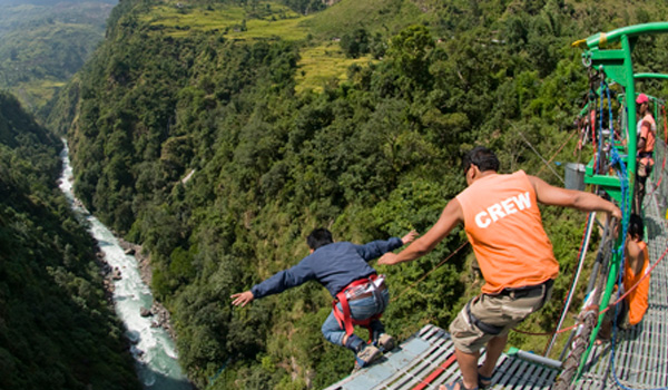 Bungee jumping experience in Jinja